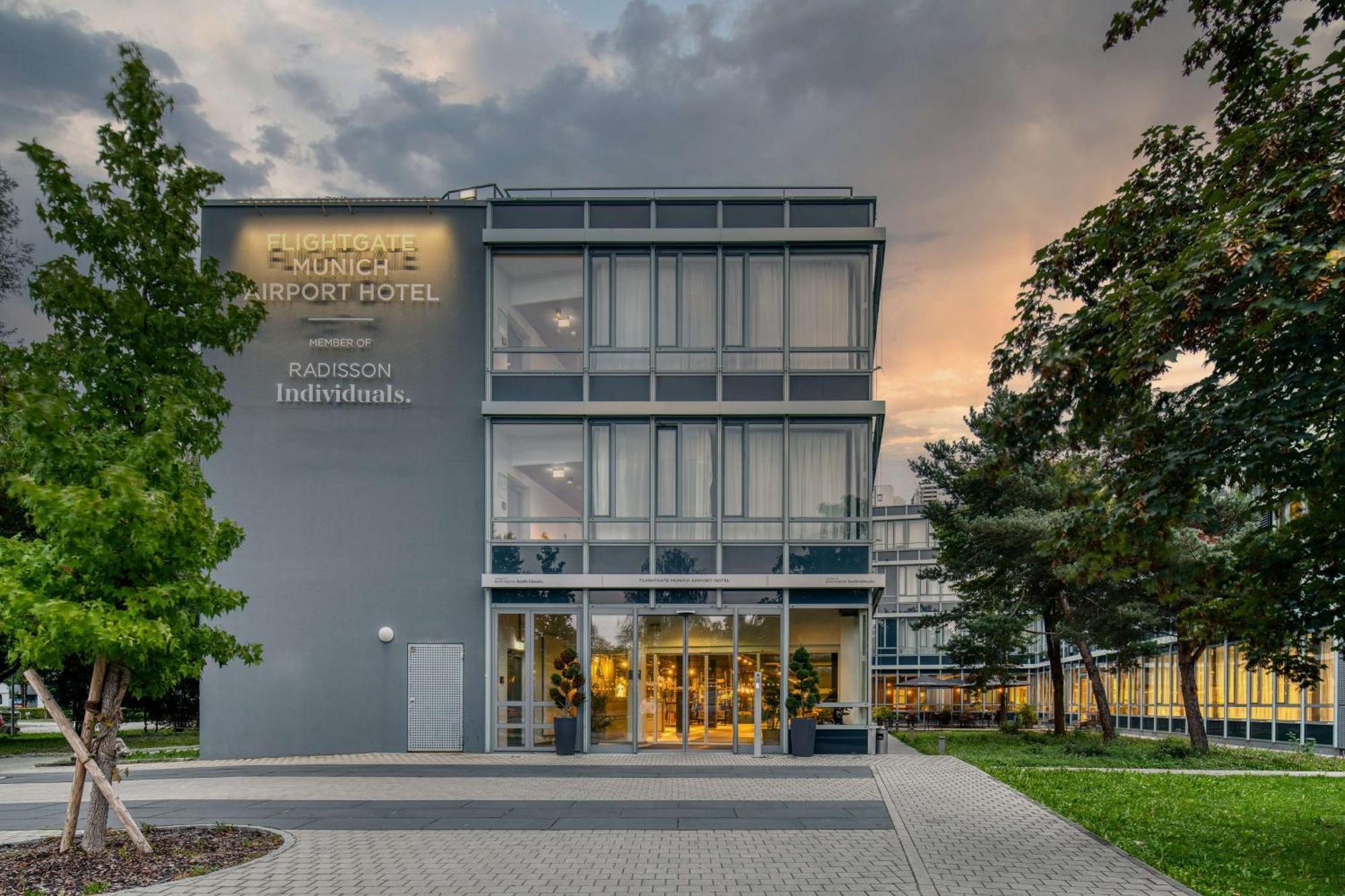 Flightgate Munich Airport Hotel, A Member Of Radisson Individuals Hallbergmoos Exterior photo