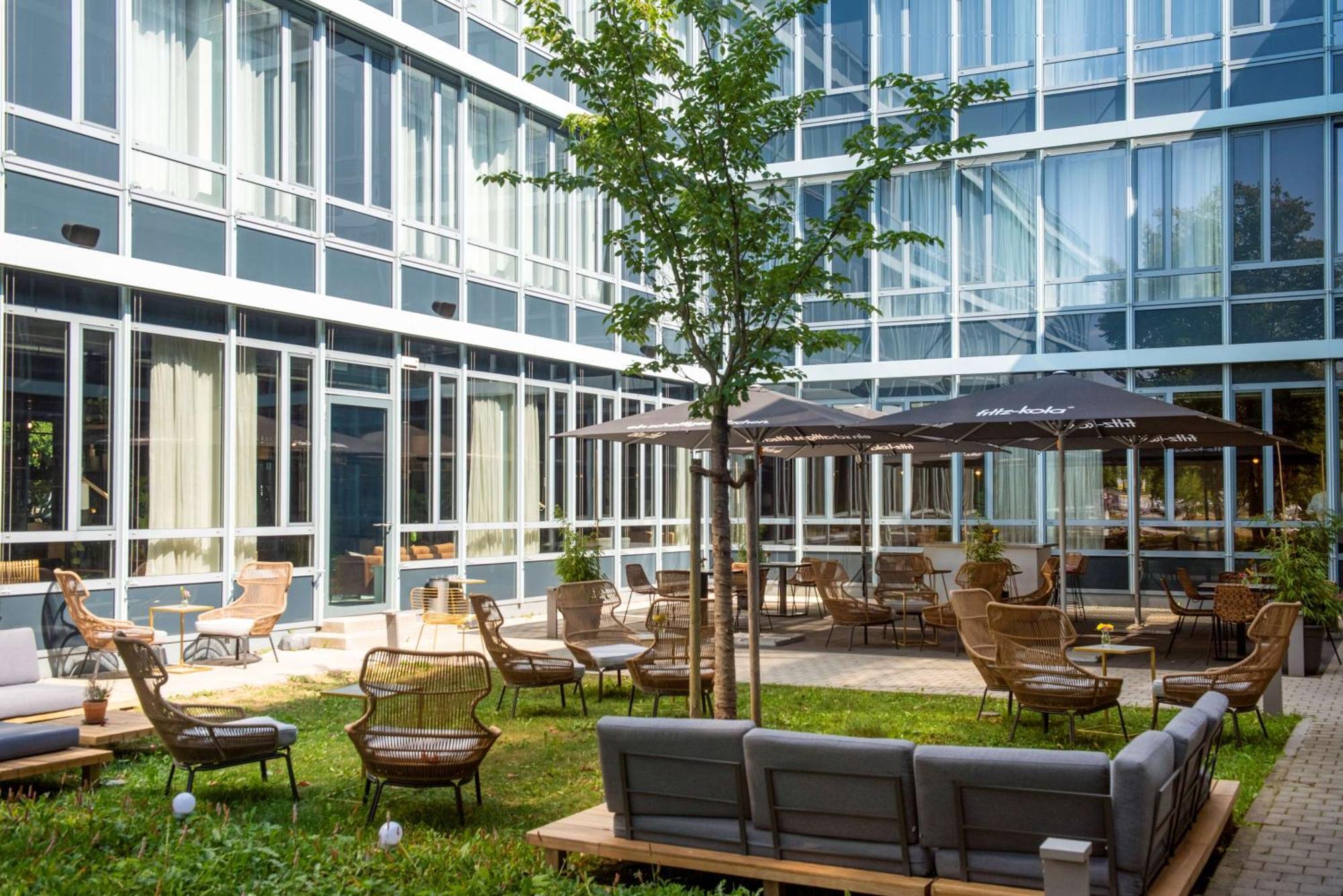 Flightgate Munich Airport Hotel, A Member Of Radisson Individuals Hallbergmoos Exterior photo